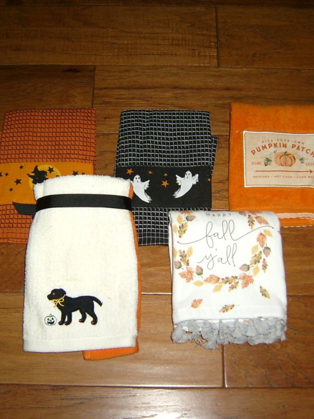 Fall Pumpkin/Halloween Kitchen & Fingertip Towel Lot